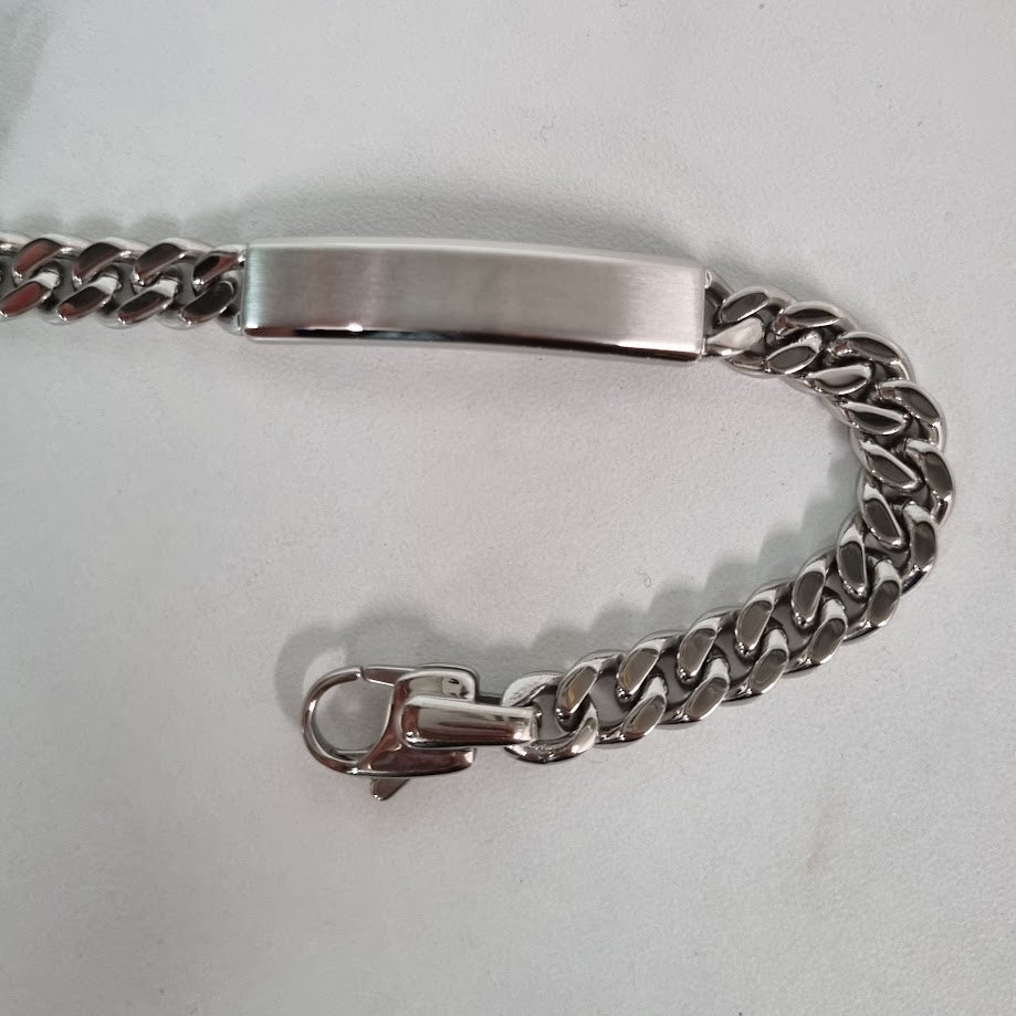 Stál armband með plötu minna