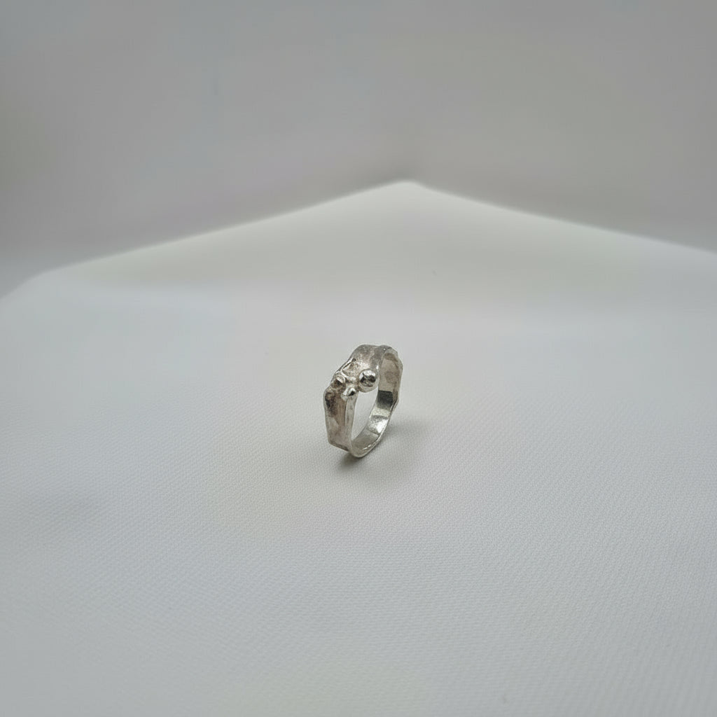 Silfur hringur með 14kt gulli.  No 4