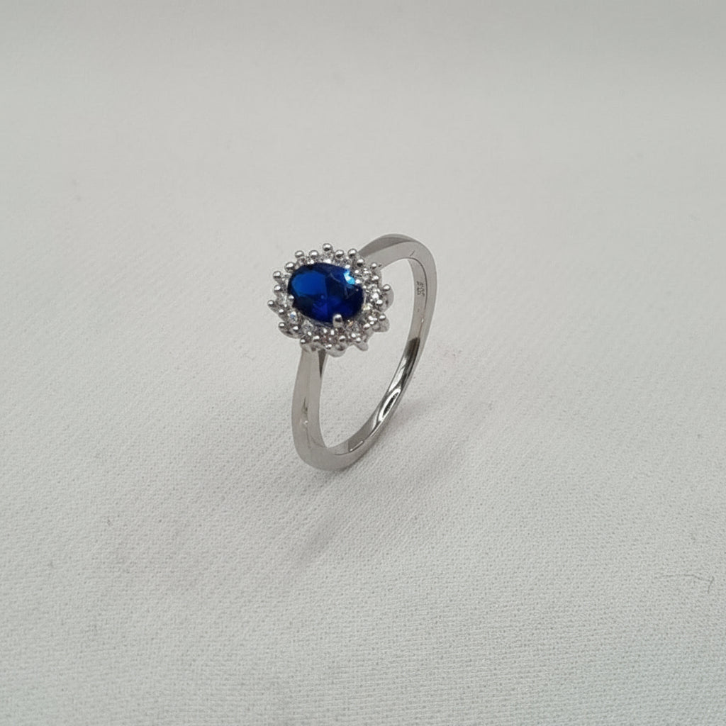 Silfur hringur með zirkon safír stein