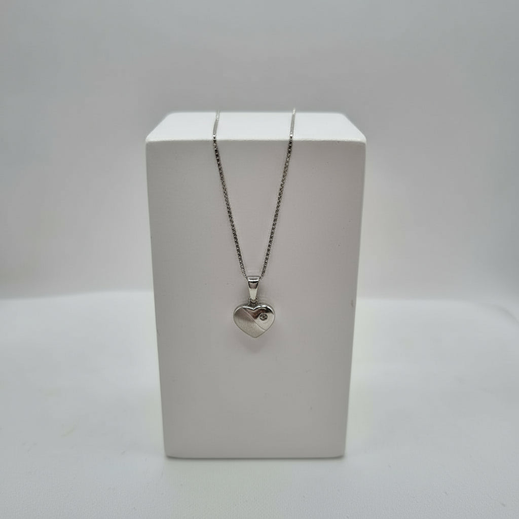 Silfur hjarta matt og glans með zirkon