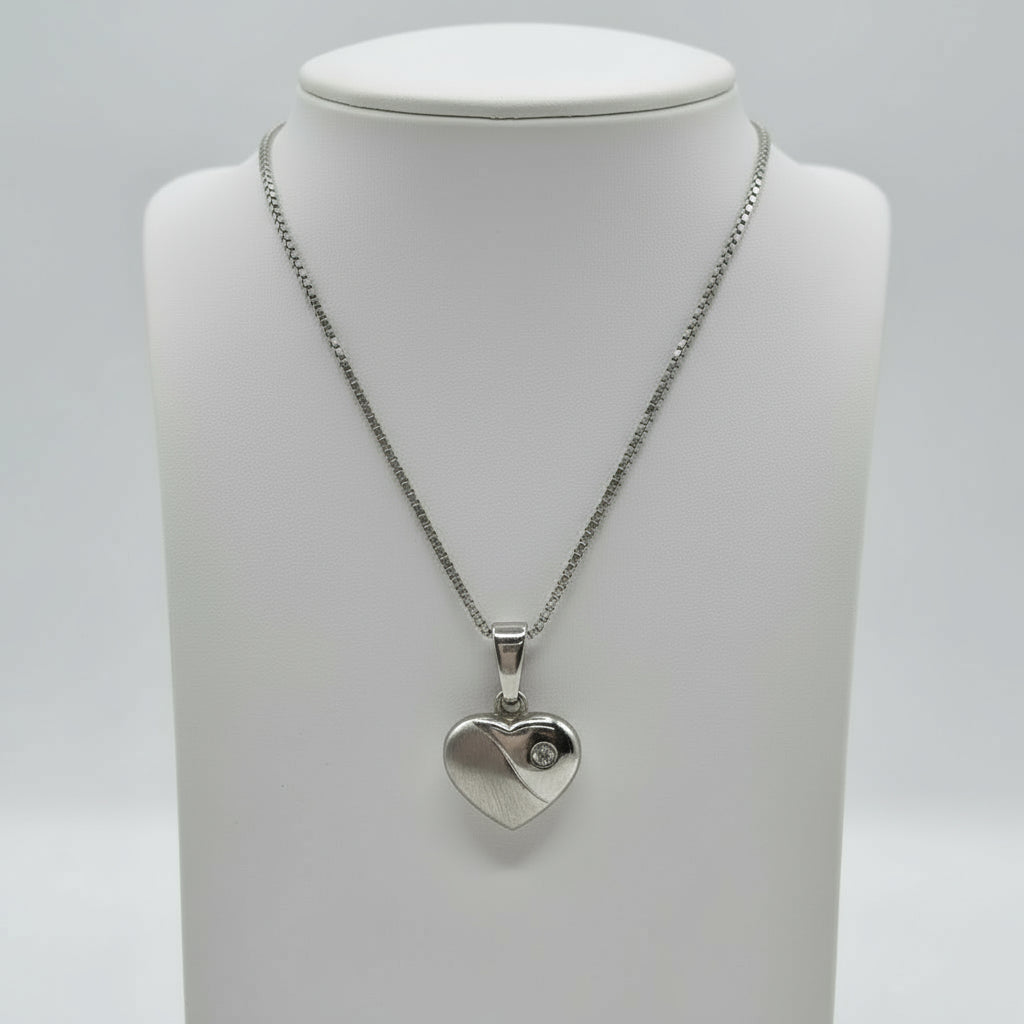 Silfur hjarta matt og glans með zirkon