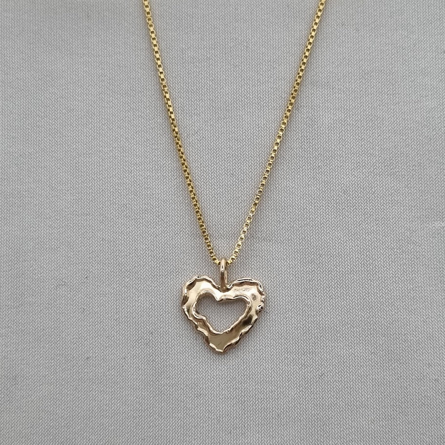 Gull hálsmen hjarta No 8