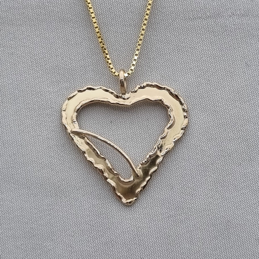 Gull hálsmen hjarta No 1