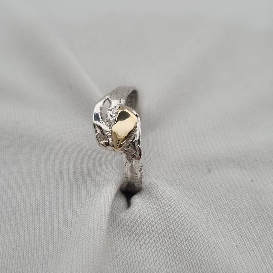 Silfur hringur með 14kt gulli  No 12