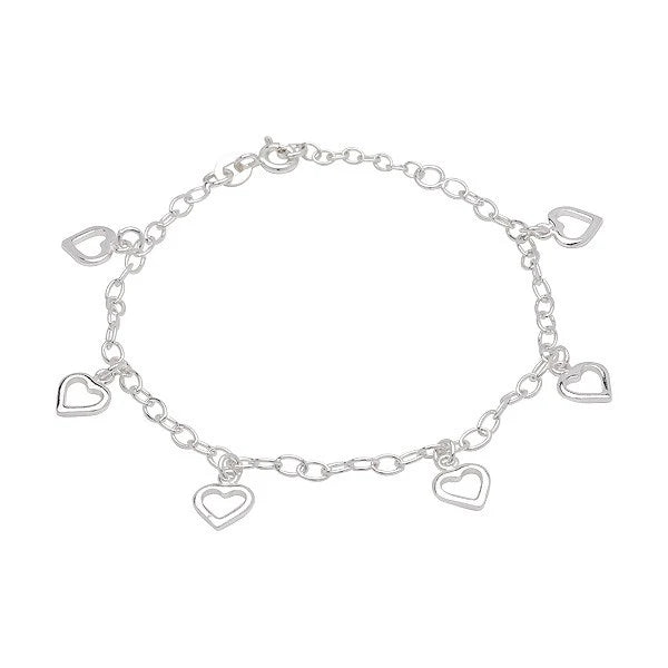 Silfur armband með hangandi opnum hjörtum.