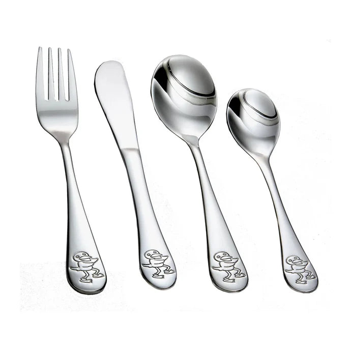 Stál barna hnífapör.